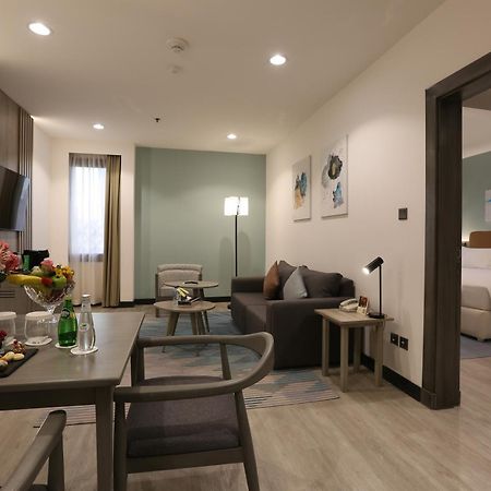 Holiday Inn Riyadh Al Qasr By Ihg Εξωτερικό φωτογραφία