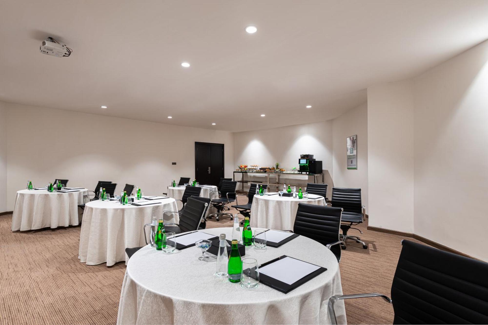 Holiday Inn Riyadh Al Qasr By Ihg Εξωτερικό φωτογραφία