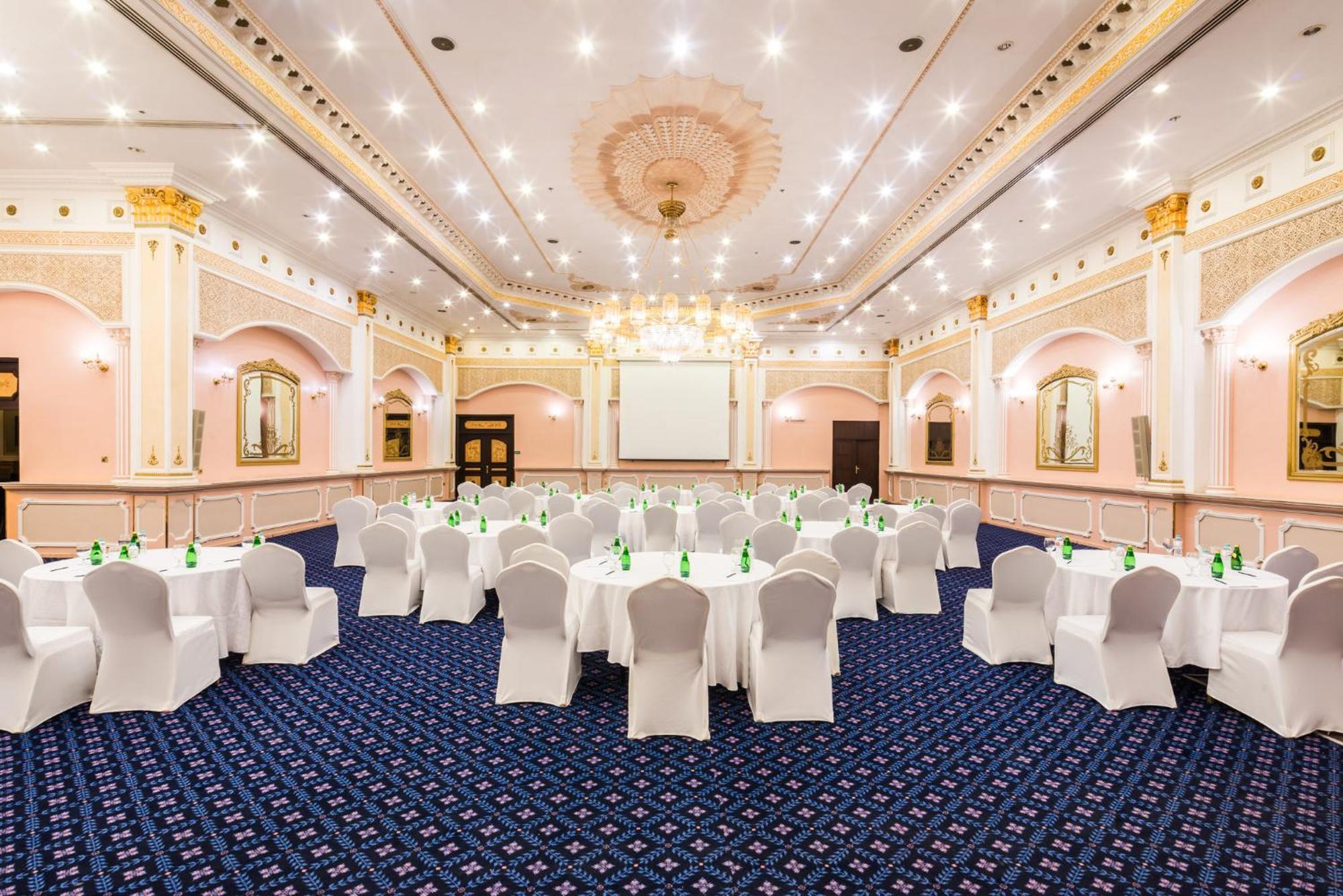 Holiday Inn Riyadh Al Qasr By Ihg Εξωτερικό φωτογραφία