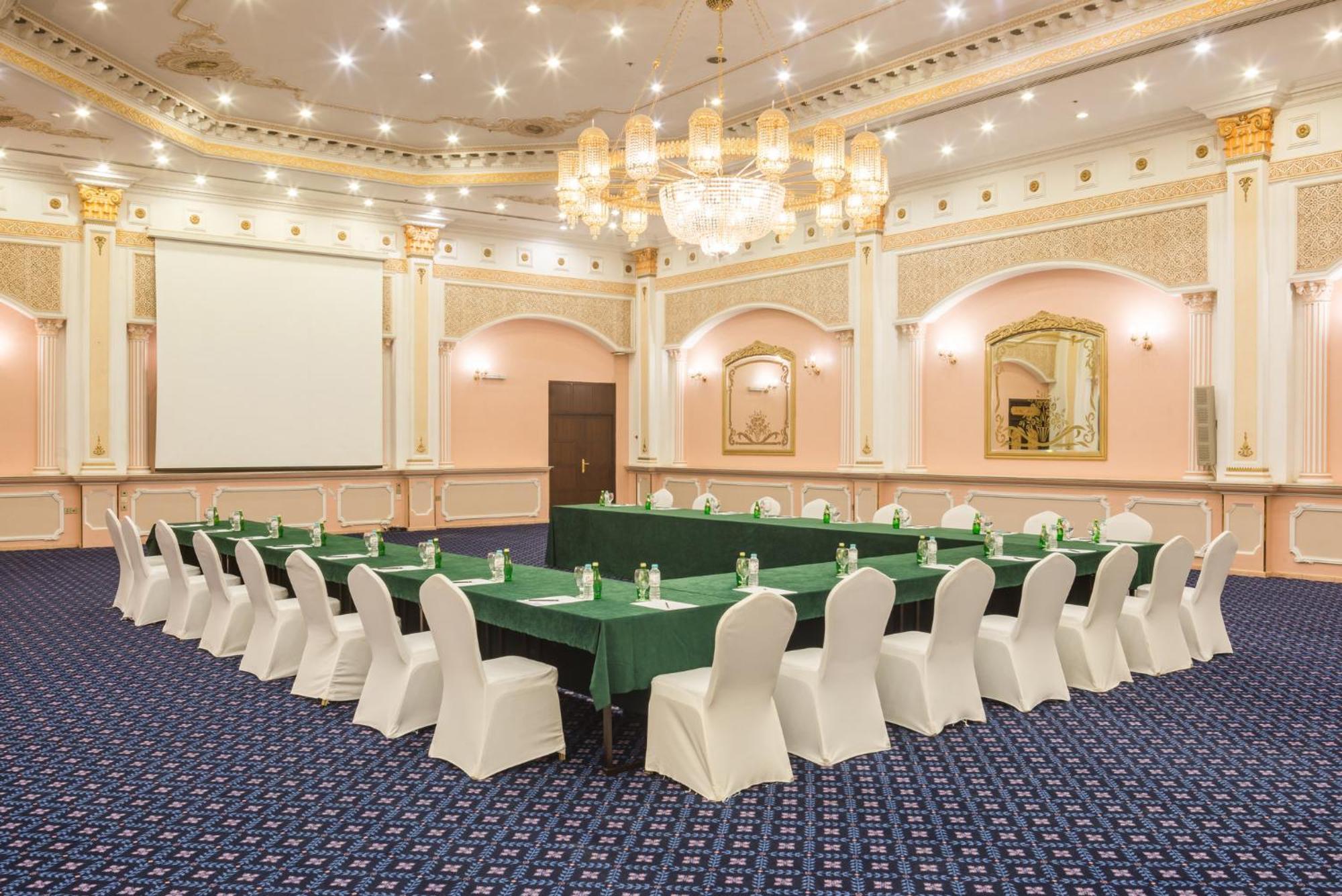 Holiday Inn Riyadh Al Qasr By Ihg Εξωτερικό φωτογραφία